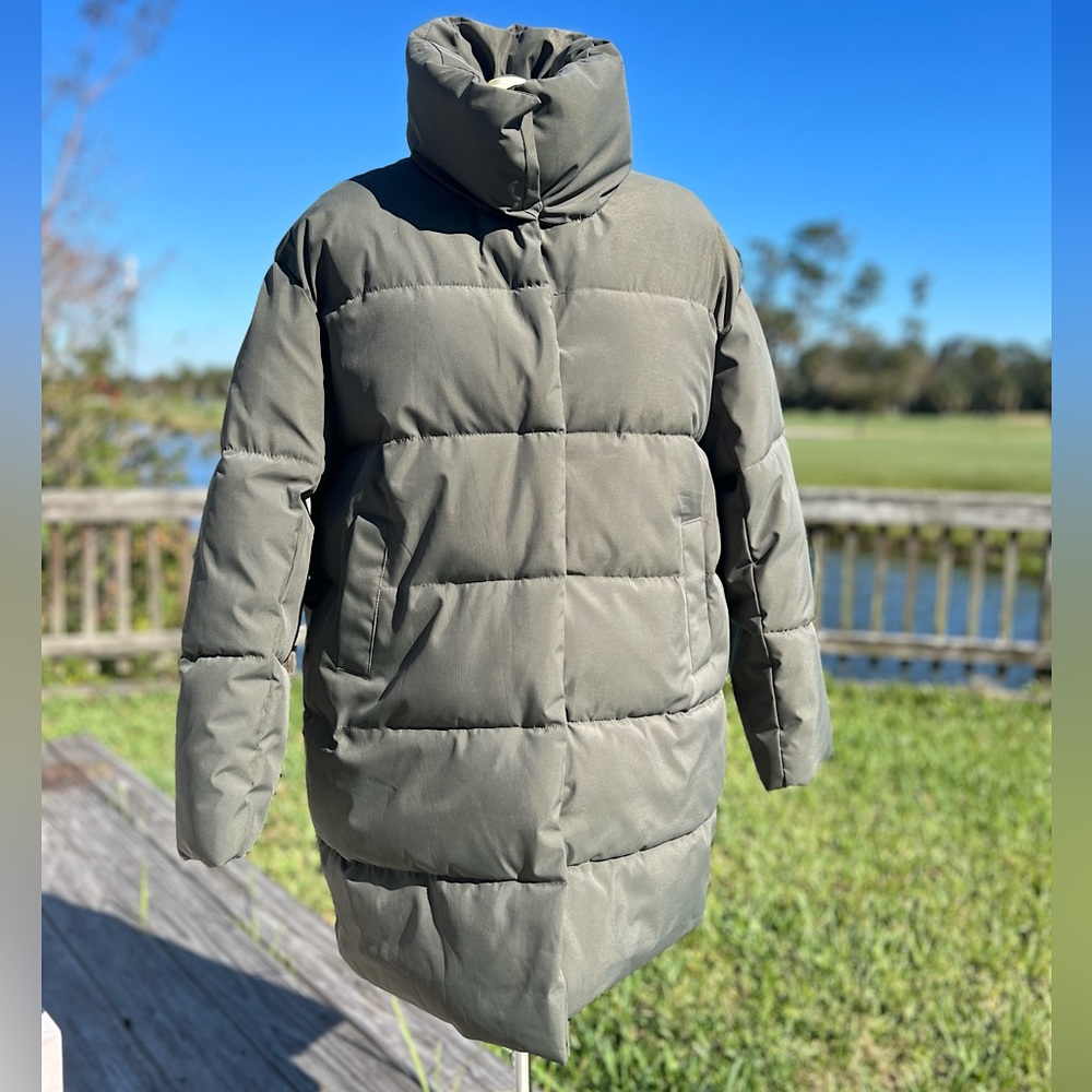 ⚡️NWOT⚡️SHEIN Green Solid Button-Up Puffer Coat - Size Women’s Large